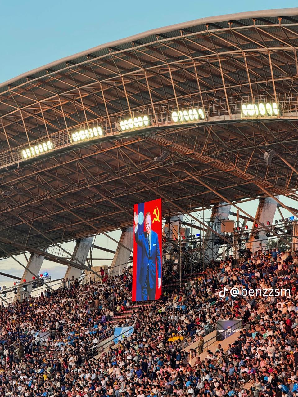 WhatsApp Image 2025-11-17 at 11.22.00_884c5f59