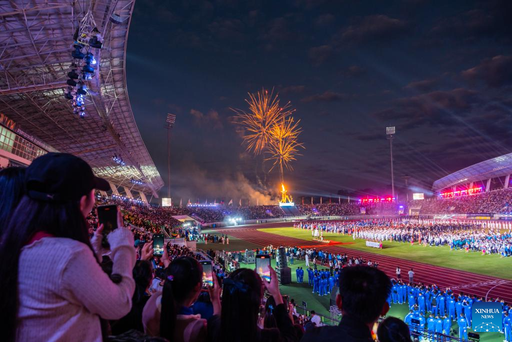 b910e415036c47a0bf6423cd2a83dc37